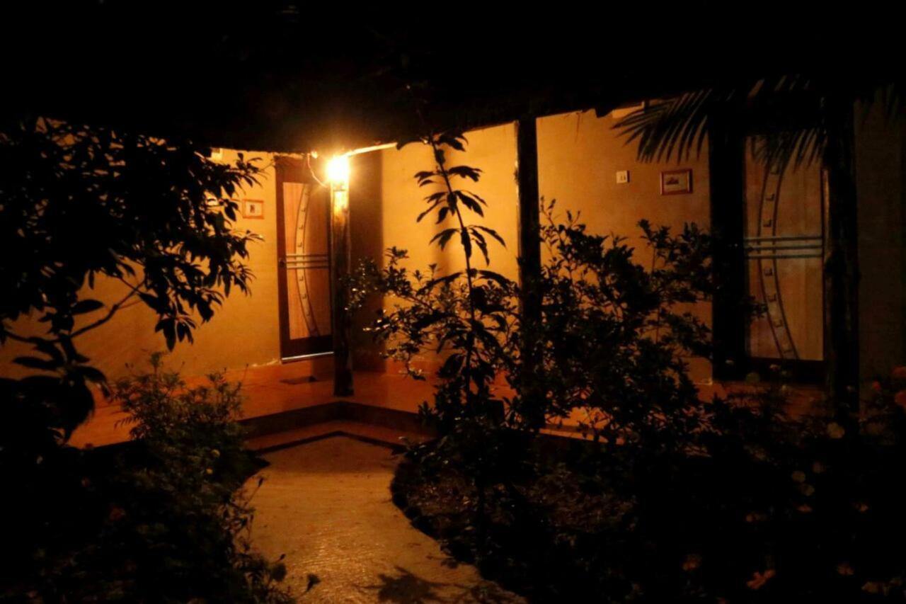 Solitary Nook Gosāba Exterior photo